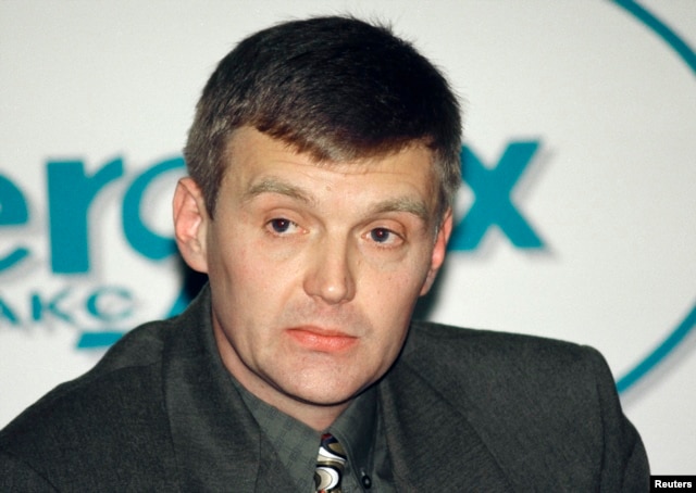 Александр Литвиненко в 1998 году