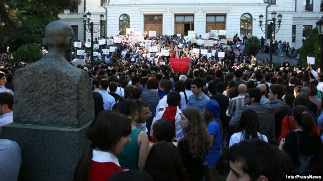 Georgians rally to protest prison abuse in Tbilisi on September 24