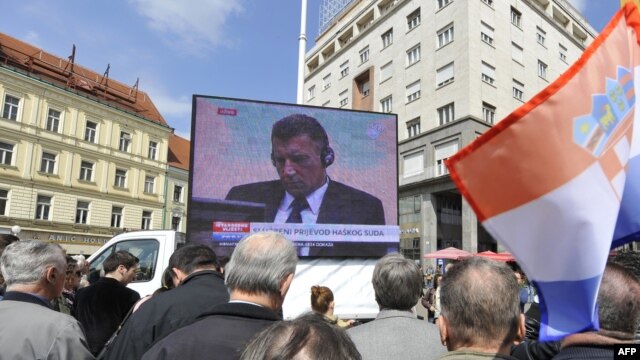 Direktan prenos presude Gotovini se pratio na trgu u Zagrebu