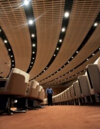 The interior of the Iraqi parliament (epa)