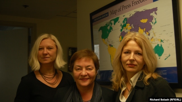 Belarusian activists (left to right) Tatsiana Reviaka, Zhanna Litvina, and Natalya Pinchuk at the Washington office of Freedom House. 