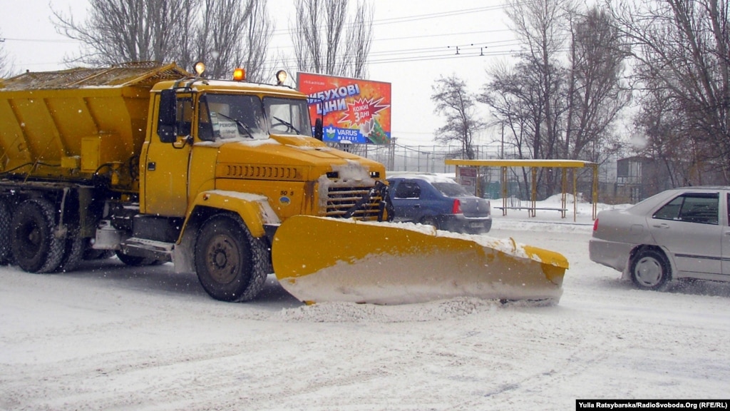 На дорогах України відновили рух після негоди