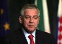 Croatian Prime Minister Ivo Sanader (file photo)