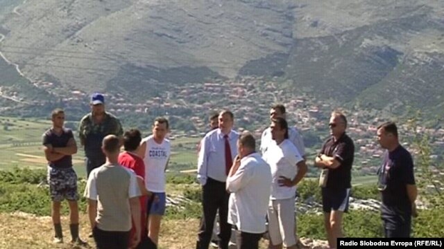 Gradonačelnik Ćuk sa građanima na uzvišenju kod Petrine
