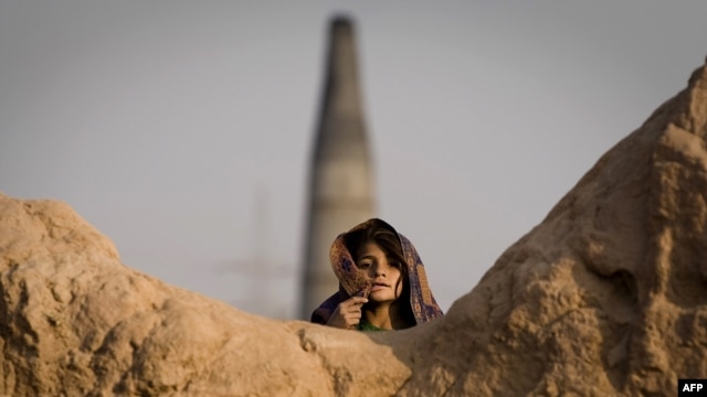 In Pakistan, many are opposed to girls receiving education.