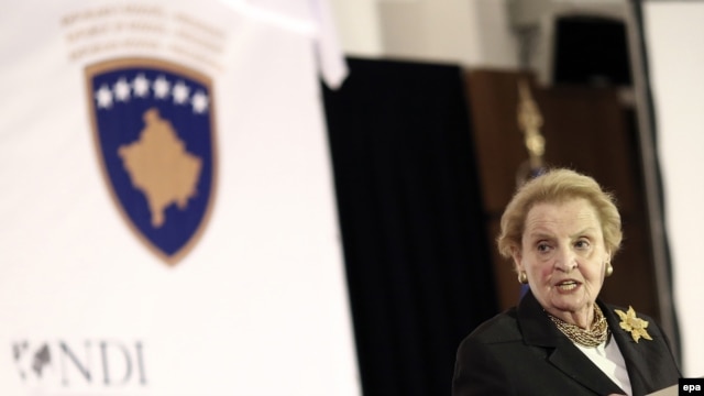Madeleine Albright at the opening of the "International Women's Summit" in Pristina on October 4.