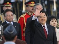 Presidents Musharraf (left) and Hu in Islamabad in November (epa)