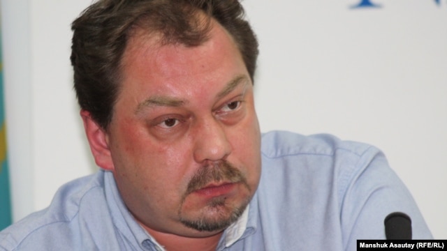 Algha Deputy Chairman Mikhail Sizov says he received the court decision suspending his party on November 24.