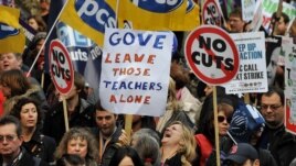 Политика нынешнего министра образования Майкла Гоува вызывает протест у многих британцев