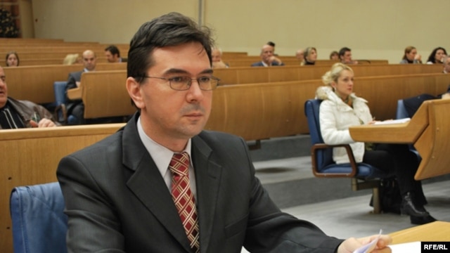 Mirnes Ajanović