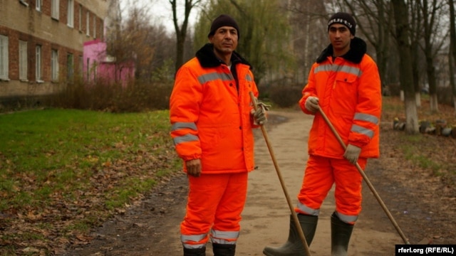 Hundreds of thousands of Uzbek labor migrants travel to Kazakhstan and Russia each year for seasonal work.
