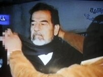 Former Iraqi leader Saddam Hussein shortly before his hanging on December 30 (file photo) (ISNA)