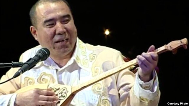 Жарқынбек Наушабаев, айтыскер ақын. Шымкент, 16 наурыз 2012 жыл. 