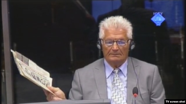 Osman Selak tokom svjedočenja 27. rujna 2012.