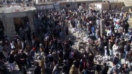 Foto të tregut në Quetta pas shpërthimit të bombës