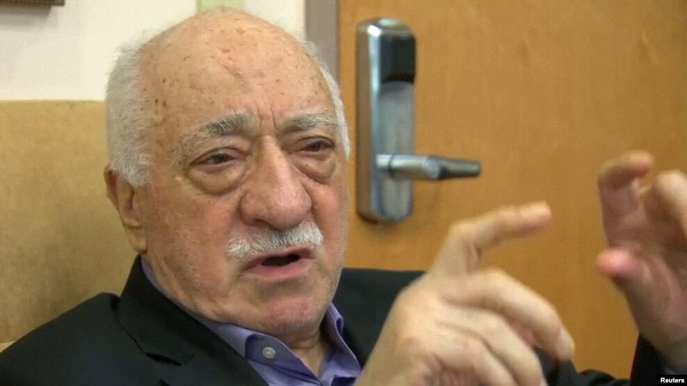 Türik dini qayratkeri Fethullah Gülen (Gyulen). 