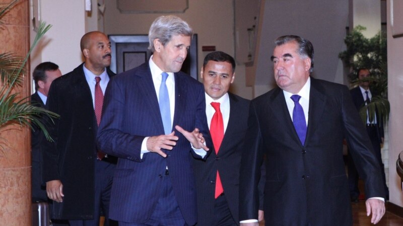 США на треть увеличили размер финансовой помощи Таджикистану 