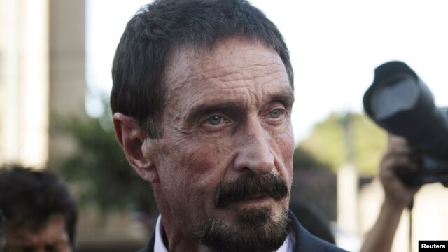 Eksperti për anti-virus John McAfee