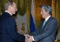 Putin with Japanese Prime Minister Junichiro Koizumi