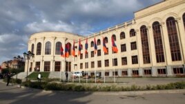 Գյումրիի քաղաքապետարանի շենքը: