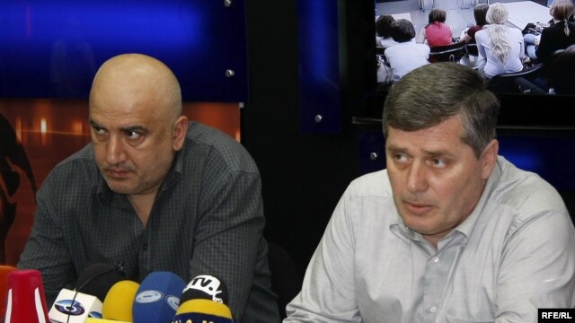 მამუკა ღლონტი და დავით აქუბარდია "კავკასიაში" გამართულ პრესკონფერენციაზე
