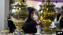 The Iranian northern province of Golestan, where large amounts of hot black tea are consumed regularly, has one of the world's highest rates of esophageal cancer in the world. (file photo)