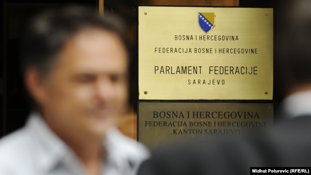 Tabla na Parlamentu FBiH
