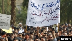 Baghdad residents protest to demand better municipal services