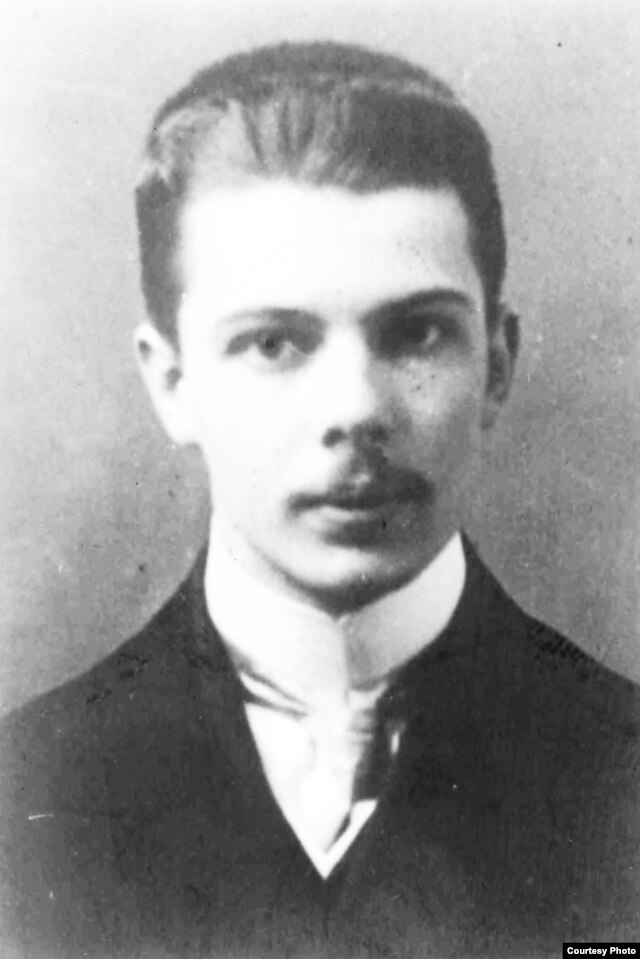 дмитрий пчела дмитрий пчела