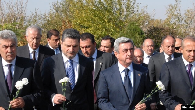 Armenian leaders paid tribute to the victims of the October 27 parliament shooting with a special ceremony.