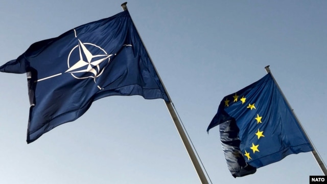 Zastave NATO-a i Evropske unije