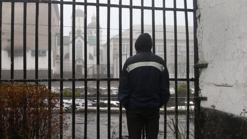 Заключённые из Дагестана объявили голодовку в колонии Смоленской области