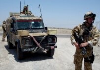 British troops on patrol in Al-Basrah (epa)