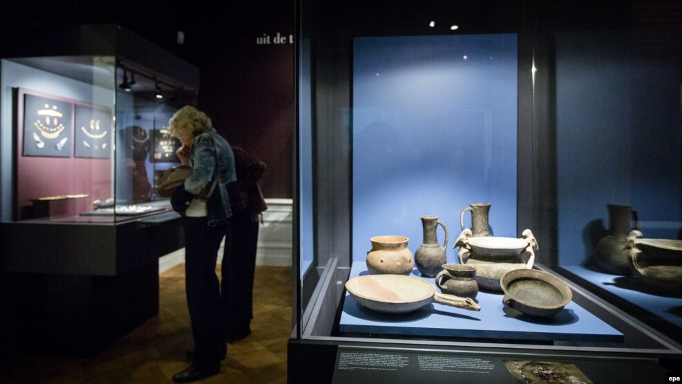 The treasures were borrowed from four museums in Crimea and one in Kyiv for an exhibition in early 2014 at Amsterdam's Allard Pierson Museum.