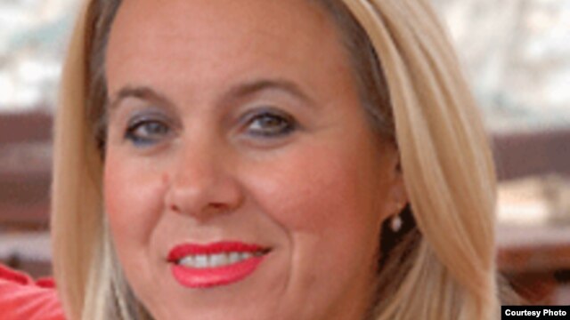 Božena Jelušić