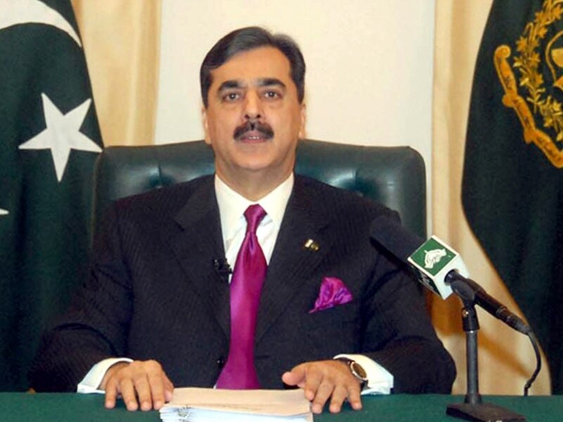 Gilani wants people to be ready to bear crisis