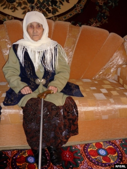 Порно бейне немесе эротикалық