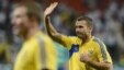 Andriy Shevchenko waves before the start of his team