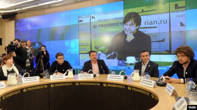 League of Voters leaders appear at a press conference establishing the organization in Moscow on January 18.