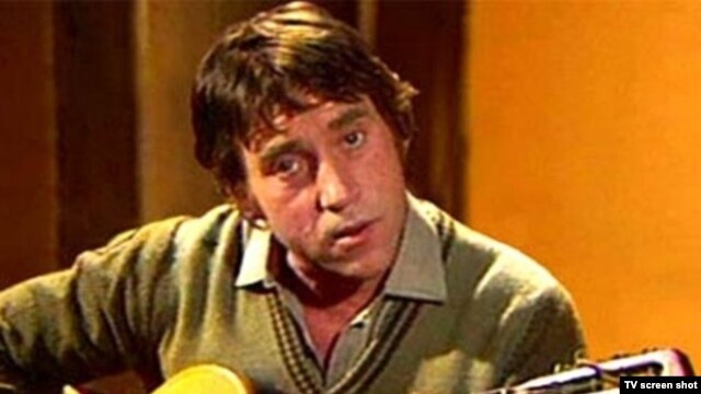 Stop cadru din ultima înregistrare a lui Vîsoțki pentru porgramul Kinopanorama al postulului de televiziune sovietic Canal Unu, 22 ianuarie 1980.
