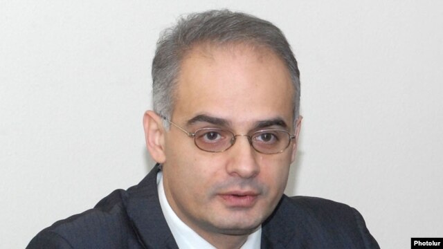 Լեւոն Զուրաբյան