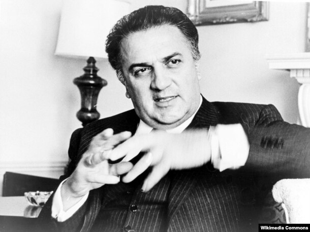 Əfsanəvi italyan rejissour Federico Fellini, 1965.