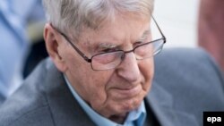 Освенцим концентрациялық лагерінде күзетші болған Райнхольд Ханнинг. Германия, 13 мамыр 2016 жыл.