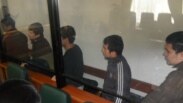 «Террористік әрекеті үшін» сотталған азаматтар. Ақтөбе, 21 ақпан 2012 жыл.