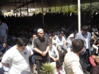Friday Prayers at the Abu-Bakr Mosque in Baku (file photo) (RFE/RL)