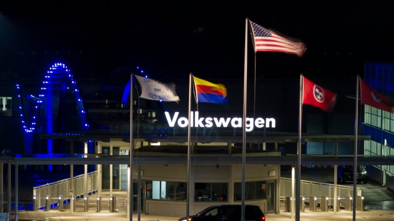 آلمان،‌ فولکس واگن را به فراخواندن ۸.۵ میلیون خودرو وادار کرد