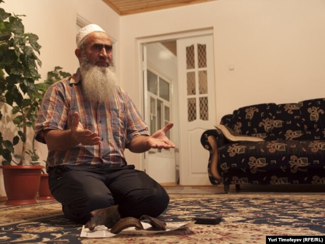 Rasul Magomedov, father of a 28-year-old schoolteacher named Mariam Sharipova, who last year became one of the two suicide bombers who attacked the Moscow subway.