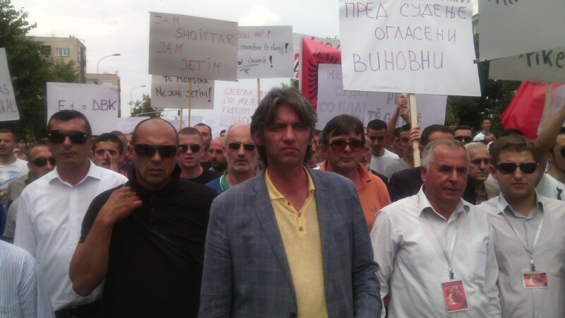 Нова политичка партија на Aлбанците? Нова политичка партија на Aлбанците?