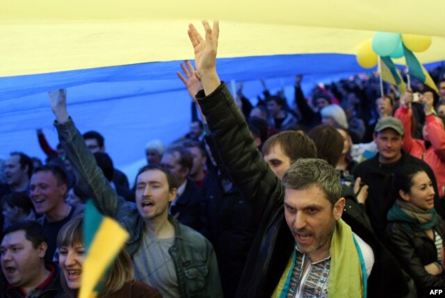 Марш за единство Украины в Донецке, 17 апреля