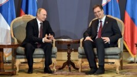 Александр Вучич и Владимир Путин на встрече в Белграде. Октябрь 2014 года